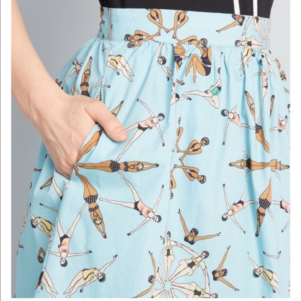 ModCloth/Dupenny a-line swimmers pattern skirt